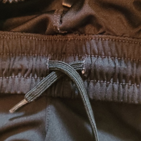 Boy's Youth Small 8 Adidas Shorts Black - Picture 4 of 6